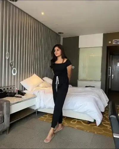 Call Girls Service in Worli